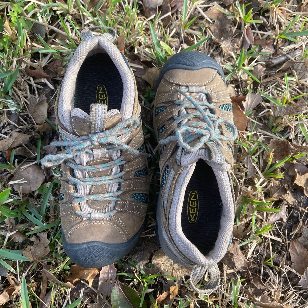 Keen hiking shoes